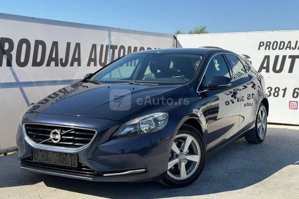Volvo V40 — polovni automobil
