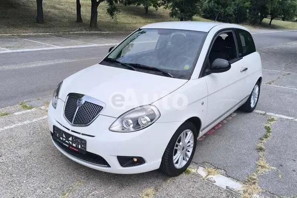 Lancia Ypsilon — polovni automobil
