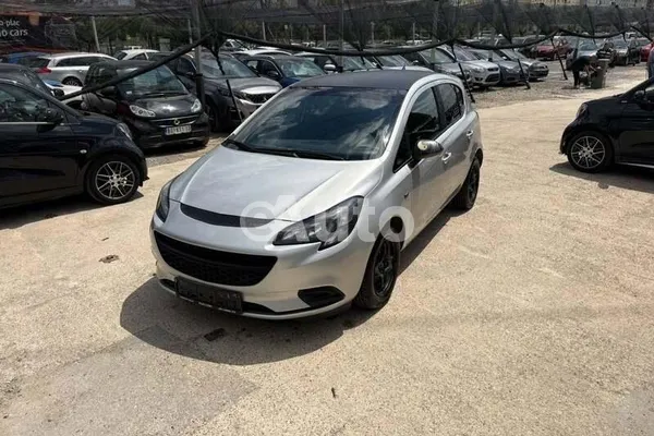 Opel Corsa E — polovni automobil