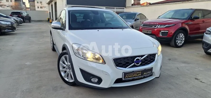Volvo C30 — polovni automobil