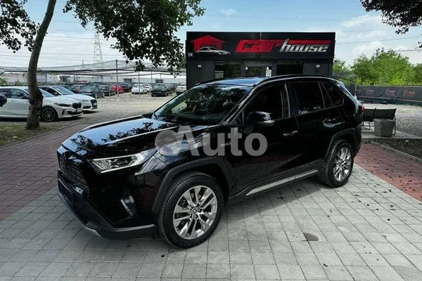 Toyota RAV 4 — polovni automobil
