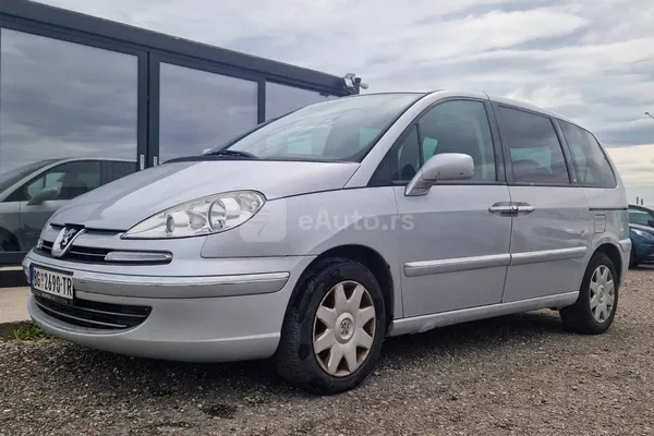 Peugeot 807 — polovni automobil