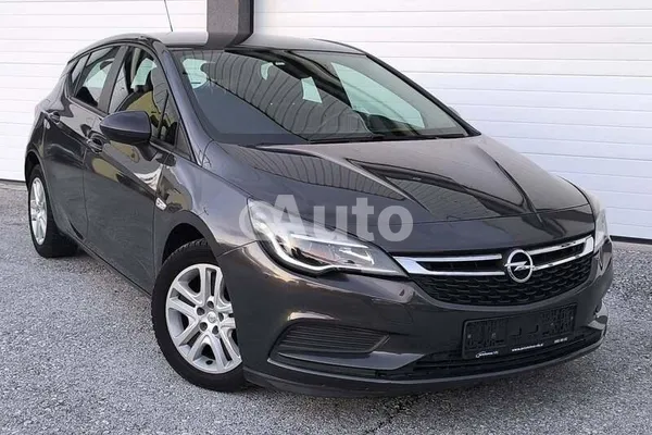 Opel Astra K — polovni automobil