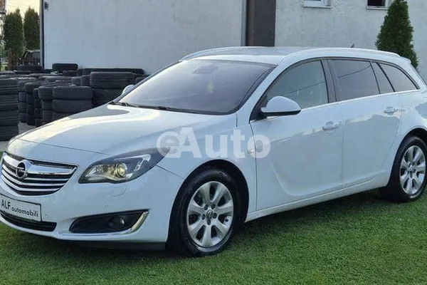 Opel Insignia — polovni automobil