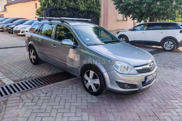 Opel Astra H — polovni automobil