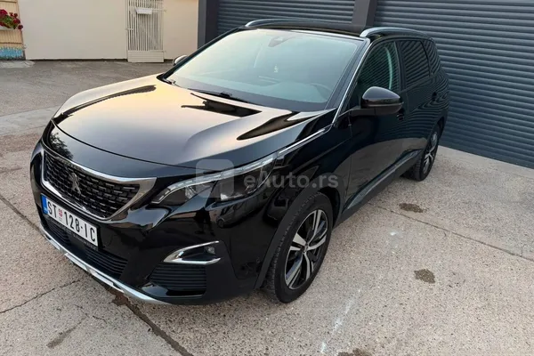 Peugeot 5008 — polovni automobil