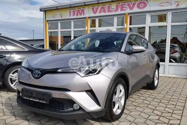 Toyota C-HR — polovni automobil