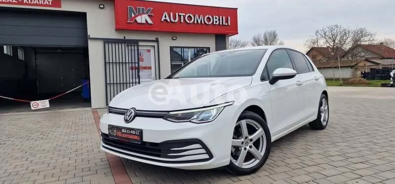 Volkswagen Golf 8 — polovni automobil