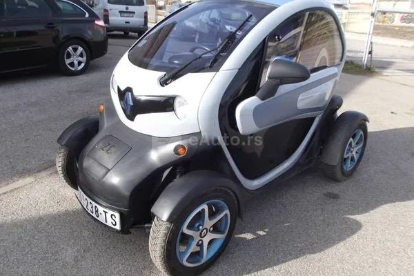 Renault Twizy — polovni automobil