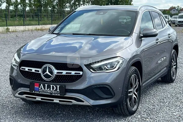 Mercedes Benz GLA 200 — polovni automobil