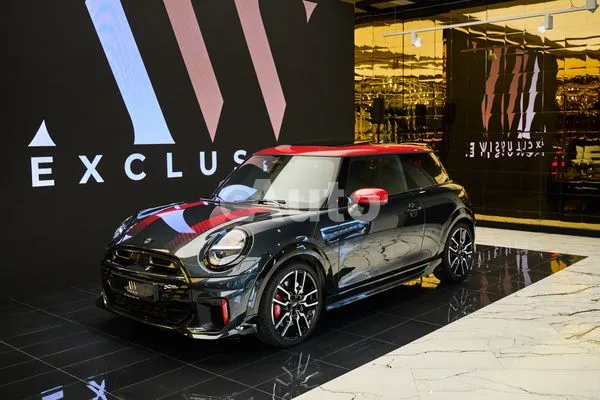 Mini John Cooper Works — polovni automobil