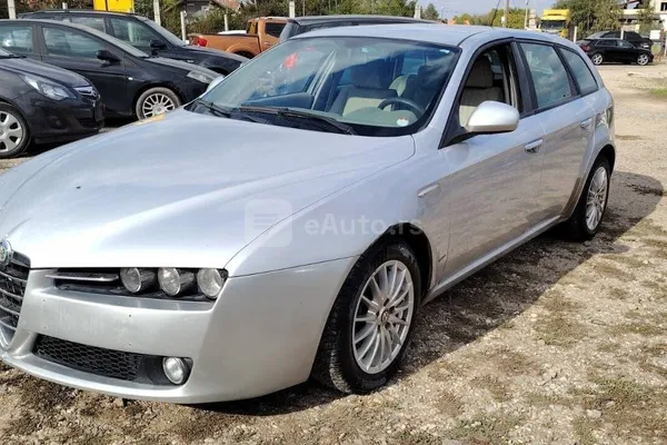 Alfa Romeo 159 — polovni automobil
