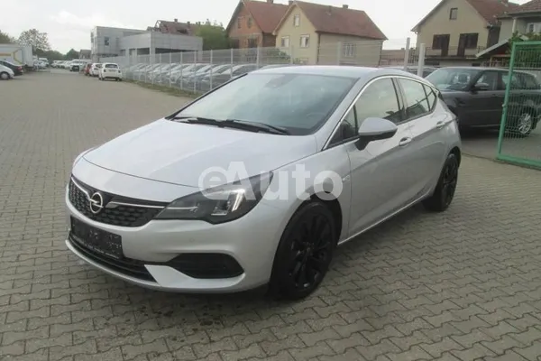 Opel Astra K — polovni automobil