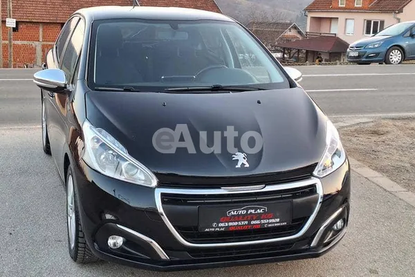 Peugeot 208 — polovni automobil