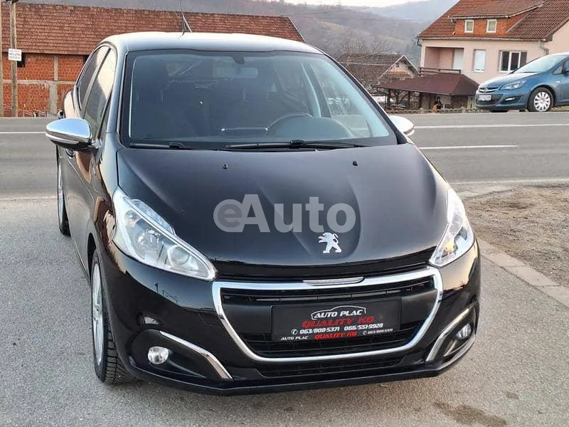 Peugeot 208 — polovni automobil