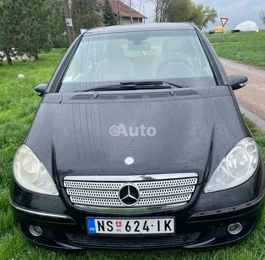 Mercedes Benz A 180 — polovni automobil