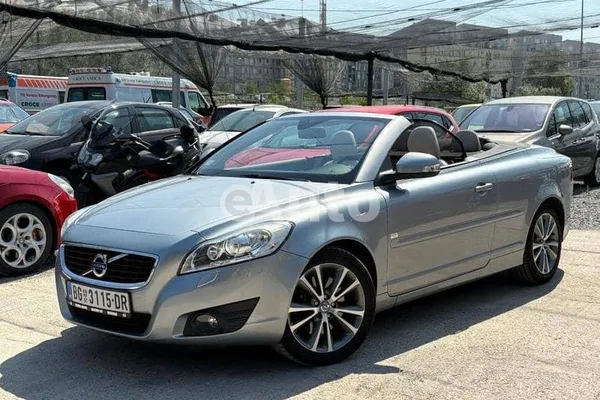 Volvo C70 — polovni automobil