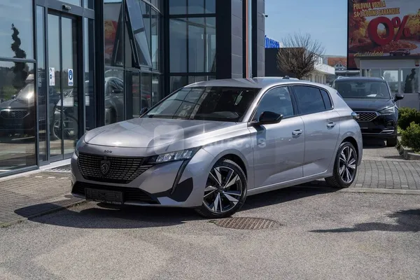 Peugeot 308 — polovni automobil