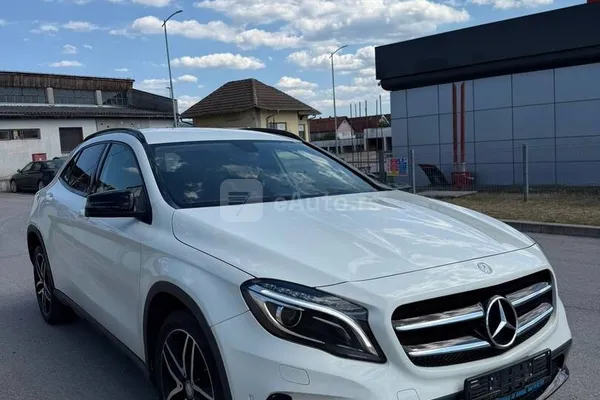 Mercedes Benz GLA 200 — polovni automobil