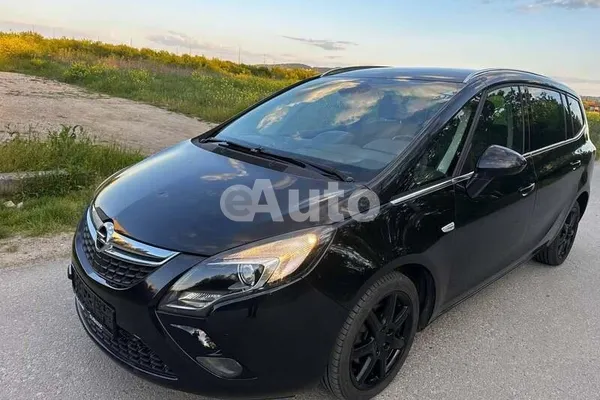 Opel Zafira — polovni automobil