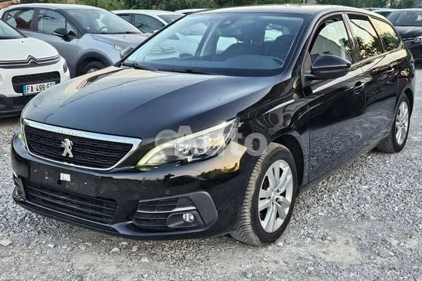 Peugeot 308 — polovni automobil