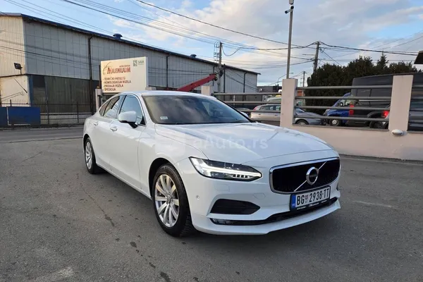 Volvo S90 — polovni automobil