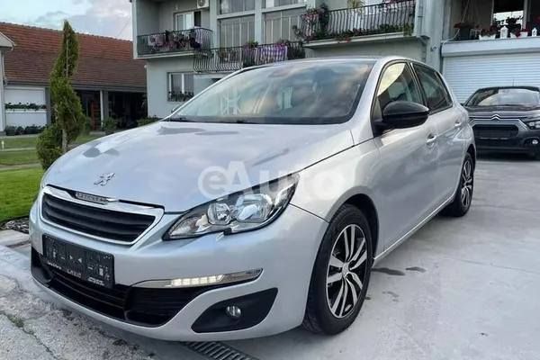 Peugeot 308 — polovni automobil