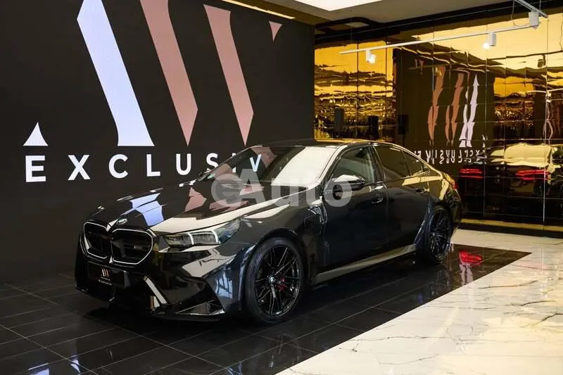 BMW M5 — polovni automobil