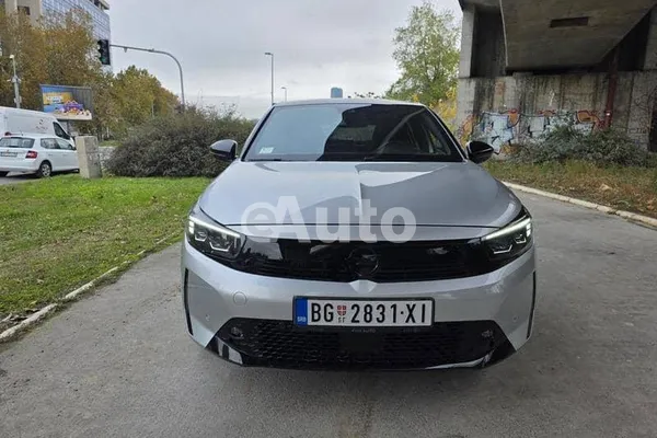 Opel Corsa F — polovni automobil
