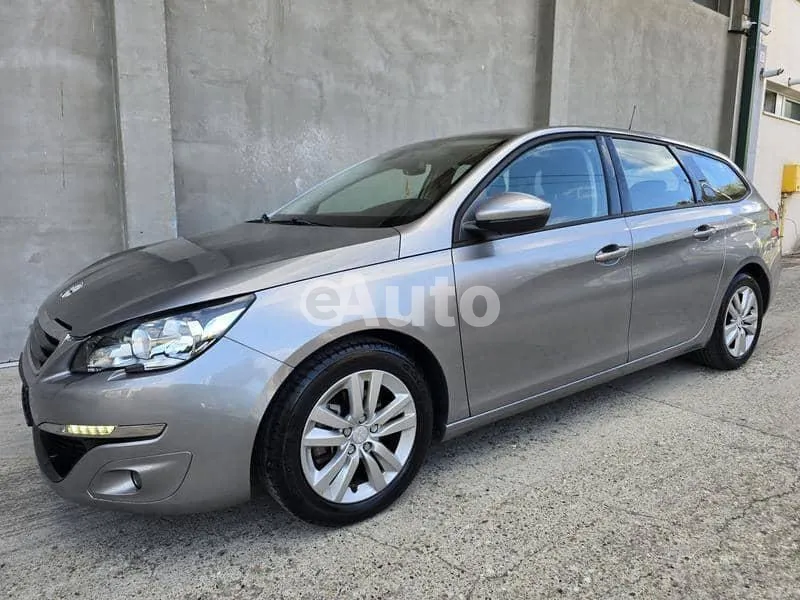Peugeot 308 — polovni automobil