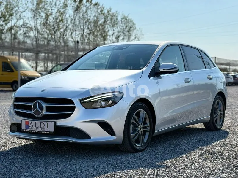 Mercedes Benz B 180 — polovni automobil