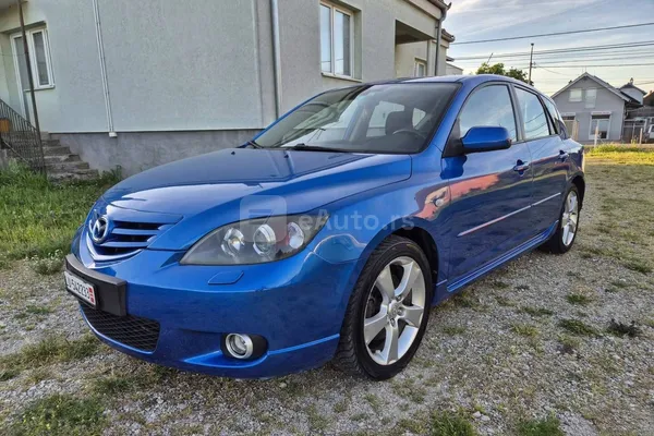 Mazda 3 — polovni automobil