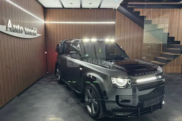 Land Rover Defender — polovni automobil