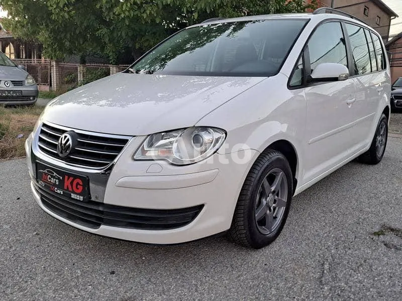 Volkswagen Touran — polovni automobil