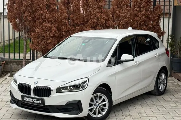 BMW 216 — polovni automobil
