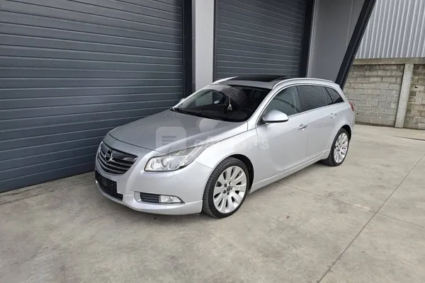 Opel Insignia — polovni automobil