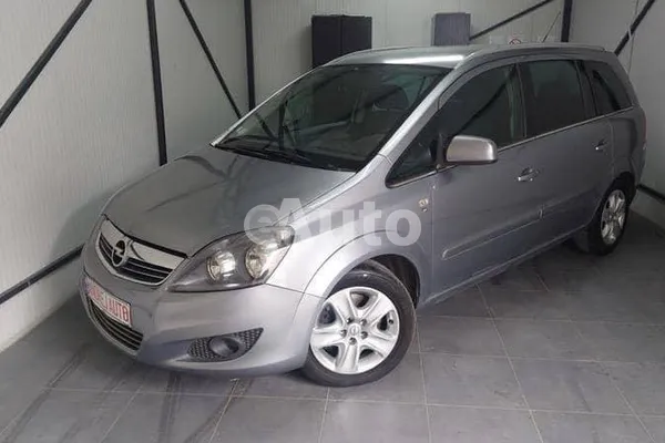 Opel Zafira — polovni automobil