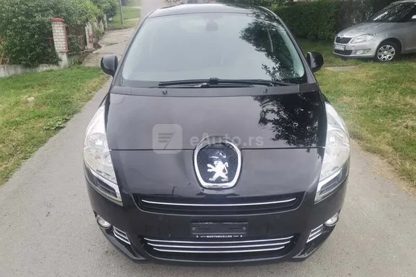 Peugeot 5008 — polovni automobil